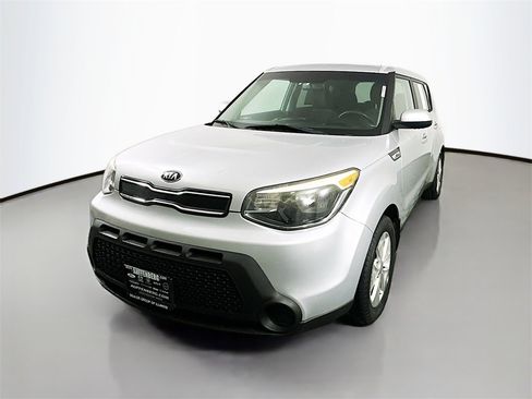Used 2016 Kia Soul Base image 3