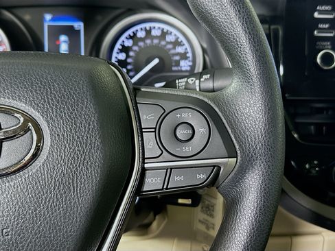 Certified 2022 Toyota Camry LE FWD image 17