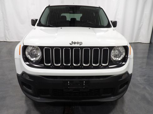 Used 2017 Jeep Renegade Sport w/ Power & Air Group FWD image 3