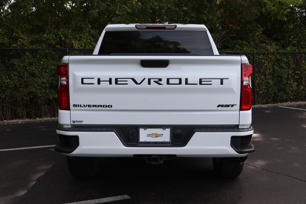 Certified 2023 Chevrolet Silverado 1500 RST w/ Protection Package AWD/4WD image 9