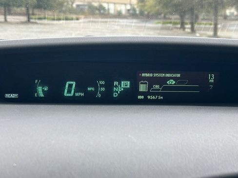 Used 2015 Toyota Prius Two image 33