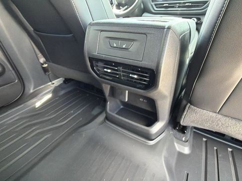 Used 2025 Chevrolet Silverado EV LT AWD/4WD image 32