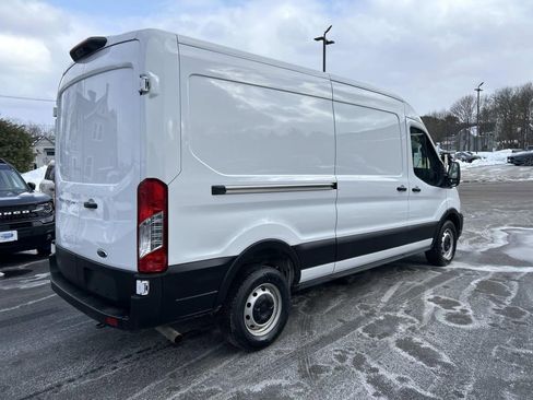 Used 2023 Ford Transit 250 Medium Roof image 5
