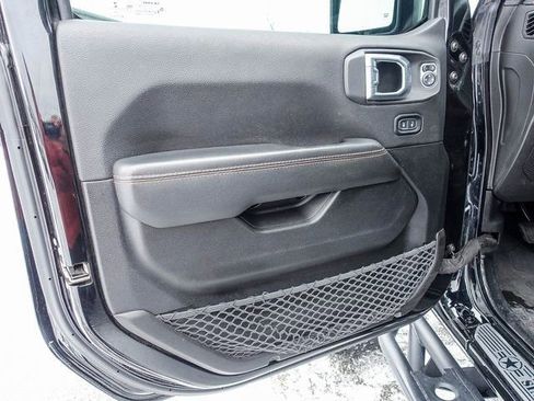 Used 2022 Jeep Gladiator Mojave w/ Cold Weather Group image 21