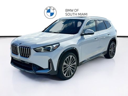 Used 2025 BMW X1 xDrive28i w/ Convenience Package AWD/4WD image 3