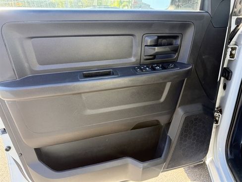 Used 2017 RAM 2500 Tradesman w/ Chrome Appearance Group AWD/4WD image 35
