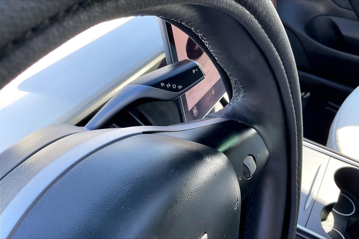 Used 2022 Tesla Model 3 Long Range AWD/4WD image 13