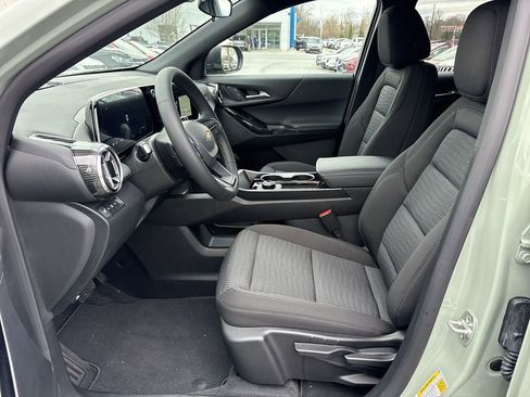 New 2026 Chevrolet Equinox LT image 21