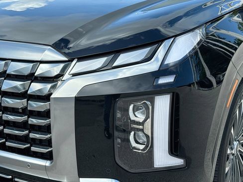 Used 2025 Hyundai Palisade Calligraphy FWD image 9