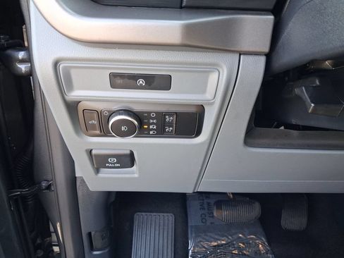 Used 2025 Ford F150 XLT w/ Equipment Group 301A Standard AWD/4WD image 15