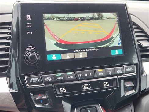 Certified 2023 Honda Odyssey Sport image 26