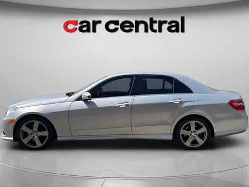 Used 2010 Mercedes-Benz E 350 Sedan image 2