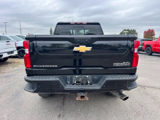 Used 2022 Chevrolet Silverado 2500 High Country w/ Safety Package II AWD/4WD image 6
