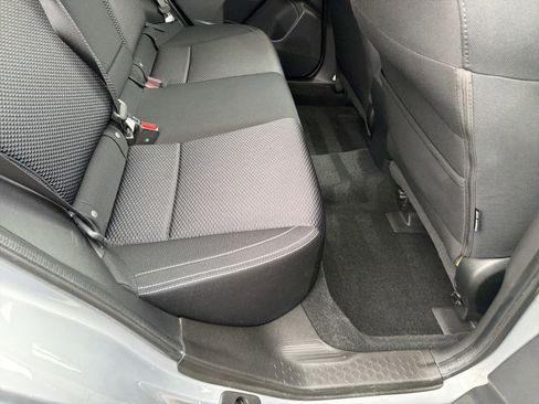 Used 2017 Subaru Forester 2.5i Premium w/ All-Weather Package image 62