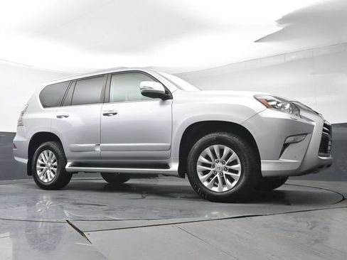 Used 2019 Lexus GX 460 Premium AWD/4WD image 39