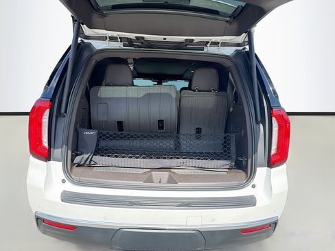 Used 2022 GMC Yukon Denali AWD/4WD image 12