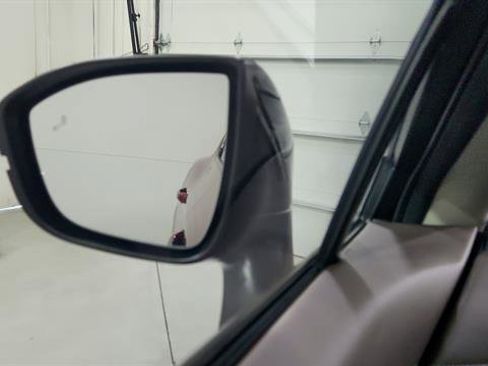 Certified 2025 Nissan Murano Platinum w/ Cargo Package image 17