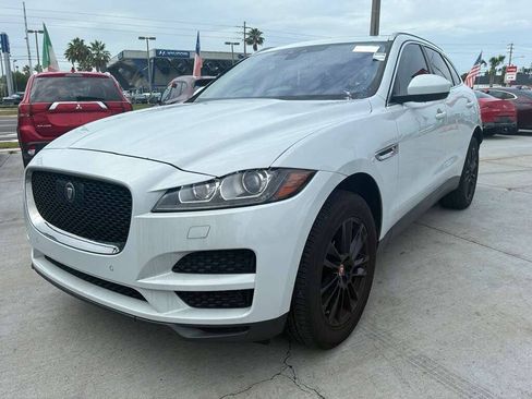 Used 2019 Jaguar F-PACE Prestige AWD/4WD image 4