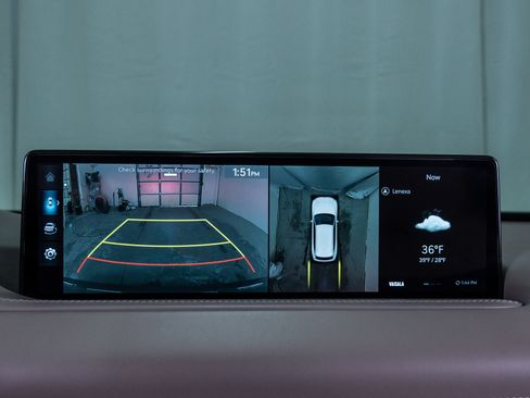 Used 2023 Genesis GV80 3.5T w/ Prestige Matte Package image 26