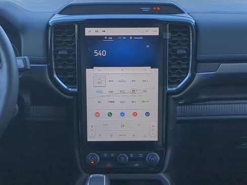 New 2025 Ford Ranger Lariat w/ FX4 Off-Road Package image 16