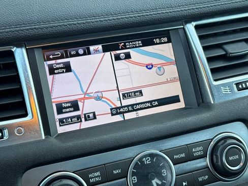 Used 2013 Land Rover Range Rover Sport HSE image 27