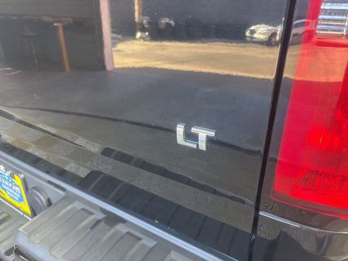 Used 2020 Chevrolet Colorado LT w/ Safety Package image 41