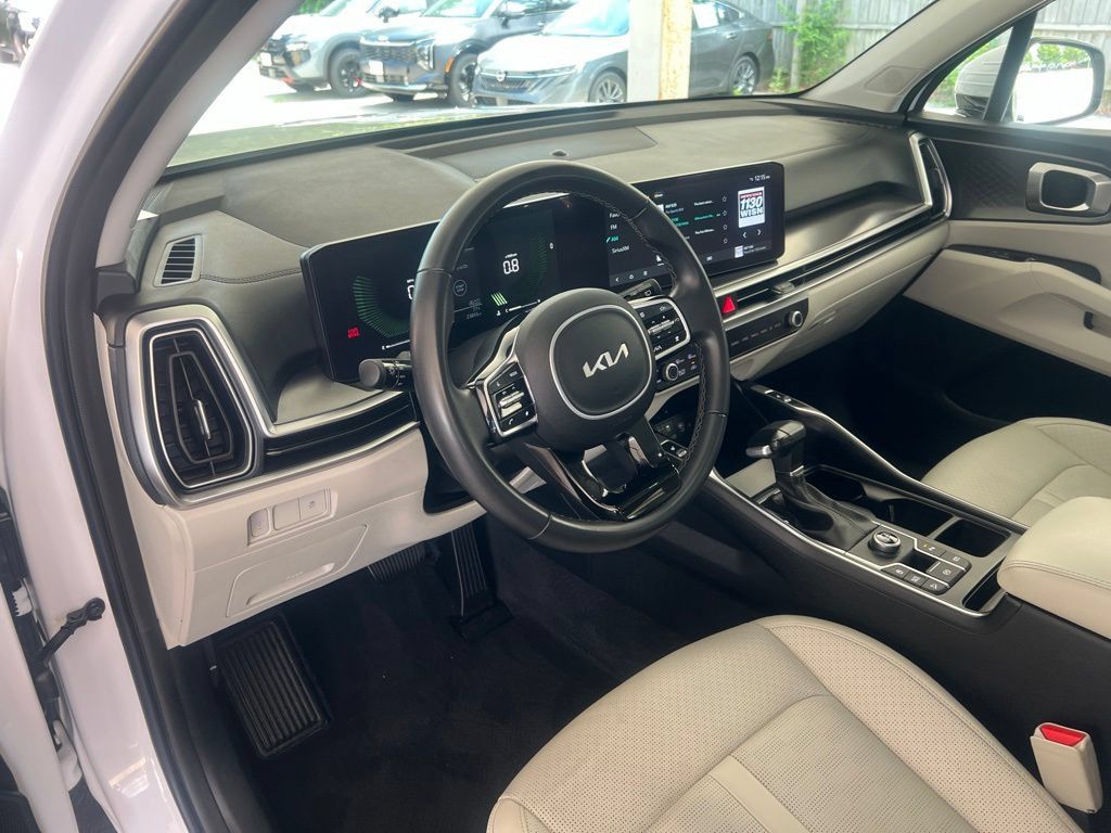 Certified 2024 Kia Sorento S w/ Panoramic Sunroof Package FWD image 6