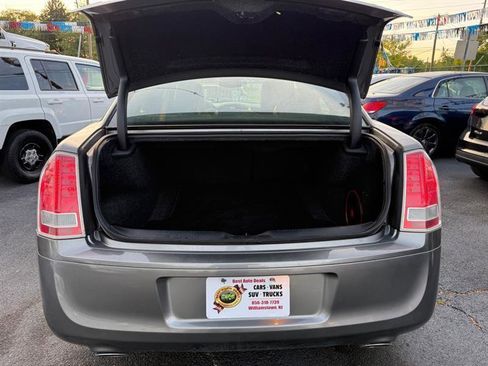 Used 2012 Chrysler 300 S w/ Luxury Group AWD/4WD image 32