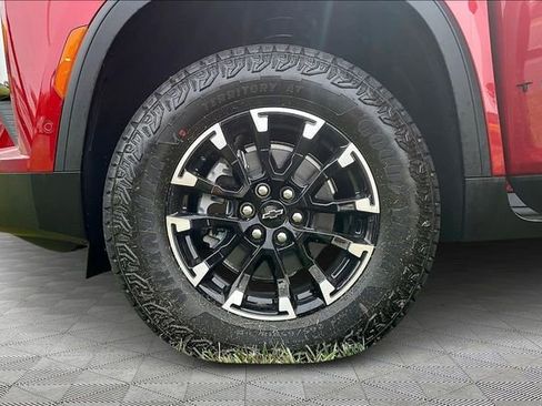 New 2026 Chevrolet Traverse Z71 w/ Enhanced Driving Package AWD/4WD image 13
