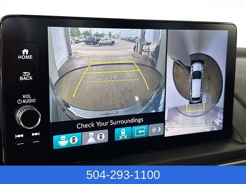Used 2025 Honda Pilot Elite image 16