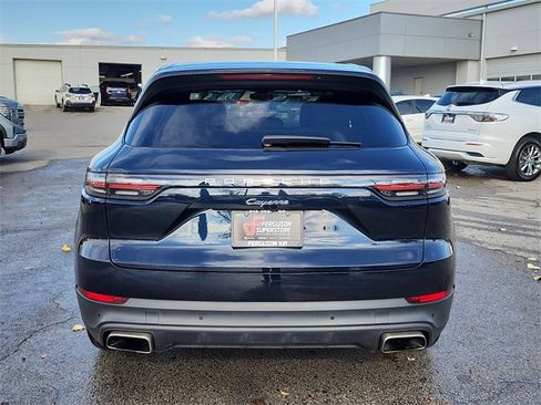 Used 2020 Porsche Cayenne Base image 4