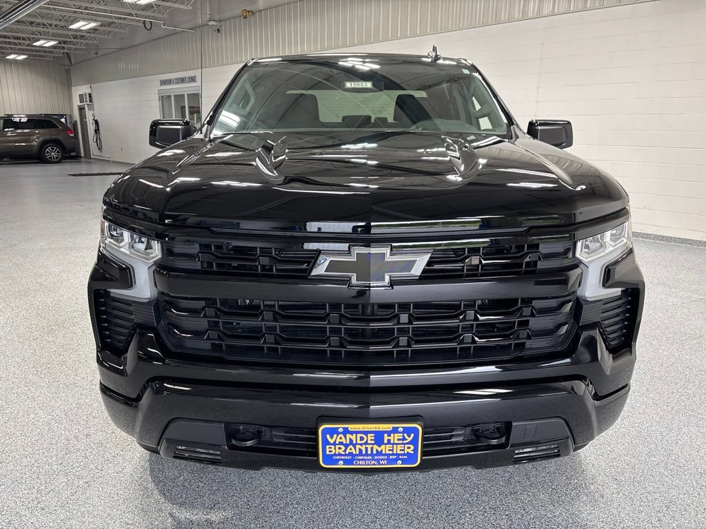 New 2026 Chevrolet Silverado 1500 RST AWD/4WD image 2
