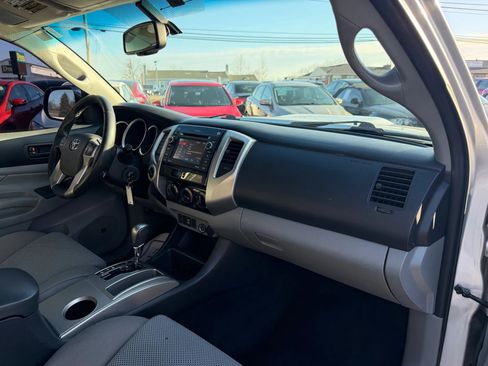 Used 2013 Toyota Tacoma 4x4 Double Cab w/ TRD Sport Pkg image 15