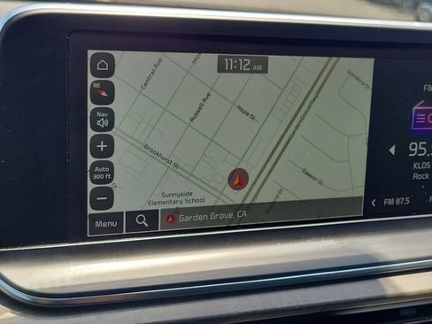 Used 2022 Kia Telluride SX FWD image 9