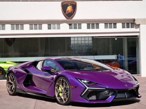 Used 2025 Lamborghini Revuelto AWD/4WD image 1