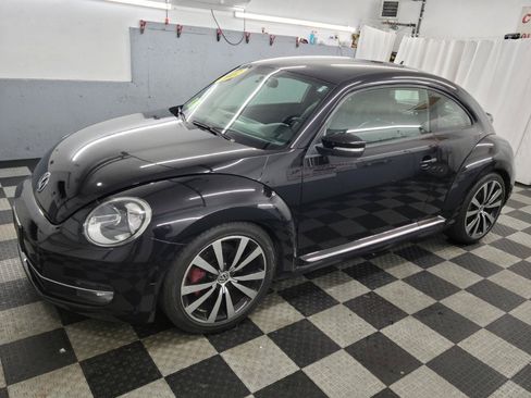 Used 2012 Volkswagen Beetle 2.0T FWD image 2