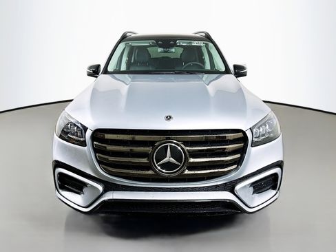 New 2026 Mercedes-Benz GLS 450 4MATIC image 2