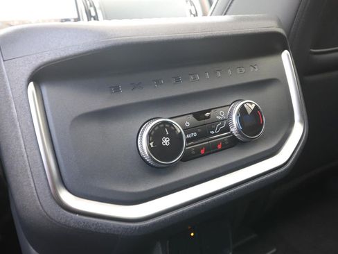 New 2026 Ford Expedition Tremor image 15