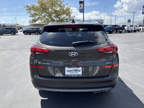 Used 2019 Hyundai Tucson SEL w/ Cargo Package AWD/4WD image 4