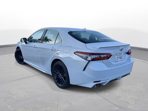 Used 2023 Toyota Camry XSE FWD image 8