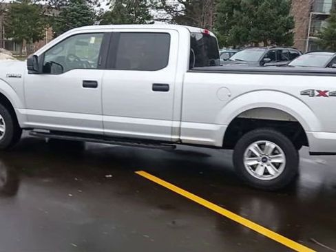 Used 2019 Ford F150 XLT w/ Trailer Tow Package image 8