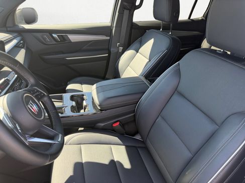 Used 2026 Buick Enclave Preferred FWD image 8