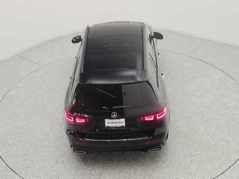 Used 2022 Mercedes-Benz GLB 250 image 27