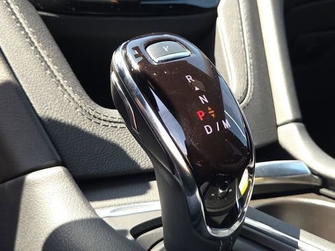 Used 2024 Cadillac XT6 Sport w/ Technology Package AWD/4WD image 22
