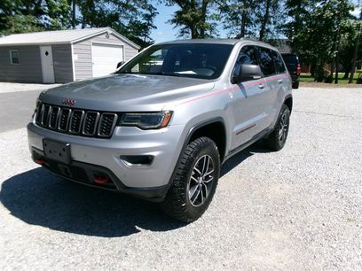 Used 2017 Jeep Grand Cherokee Trailhawk w/ Trailhawk Luxury Group