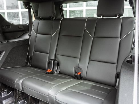 Used 2022 Cadillac Escalade Sport w/ Touring Package AWD/4WD image 28