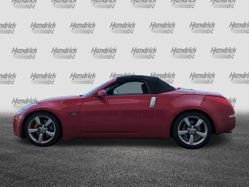 Used 2006 Nissan 350Z Grand Touring RWD image 7