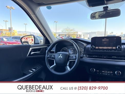 Used 2022 Mitsubishi Outlander ES image 20