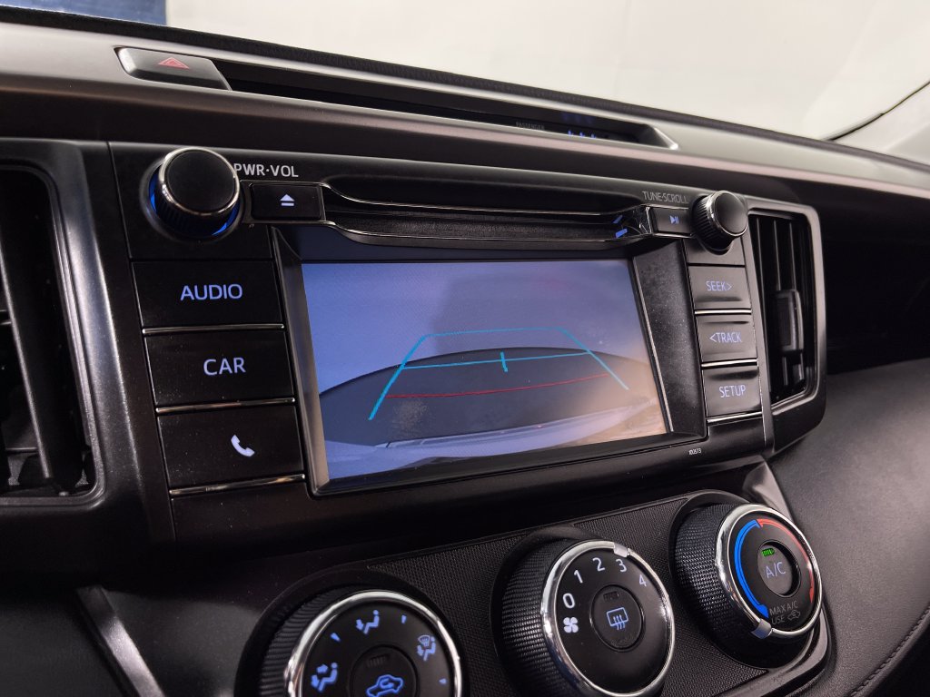 Certified 2018 Toyota RAV4 LE w/ Carpet Mat Package FWD image 21