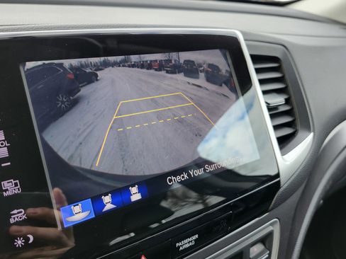 Used 2018 Honda Pilot EX-L image 4